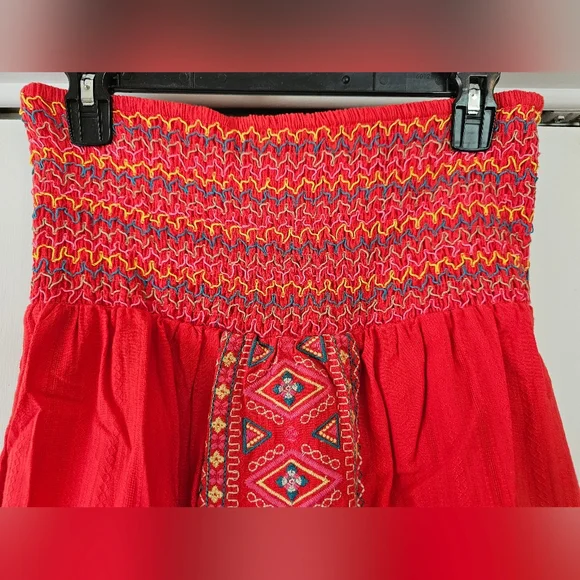 Strapless Top - Picture 4 of 6